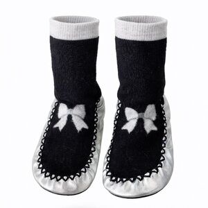 NEW: Silver Bow Slipper Socks